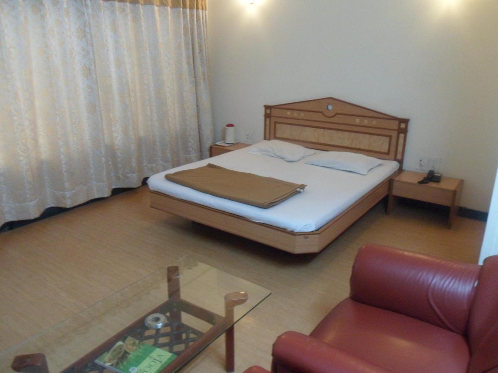 Hotel Pooja International Nashik Cameră foto